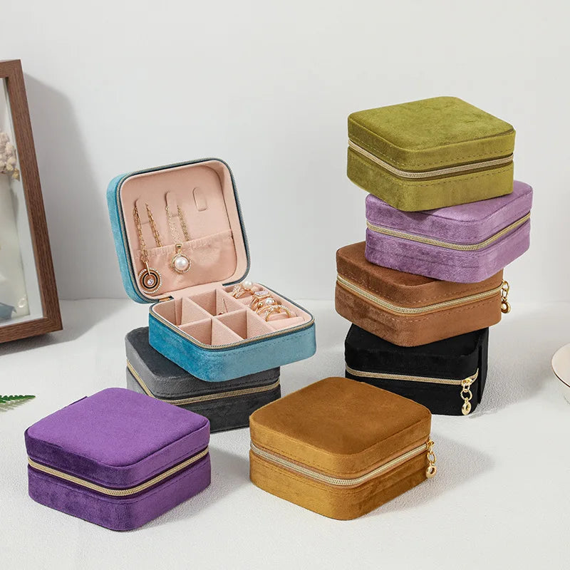 Velvet Jewelry Storage Box – Portable Travel Organizer for Rings, Earrings & Necklaces (8 Colors)