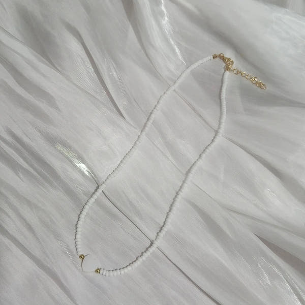 Handmade Natural Shell Heart Bead Necklace – Personalized Simple Fashion Jewelry