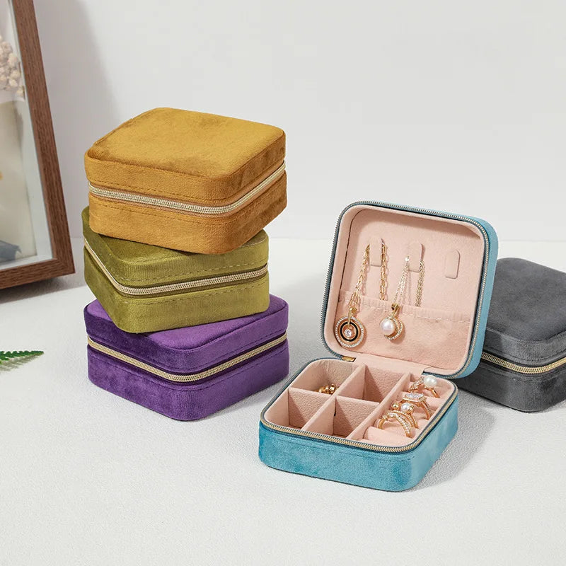 Velvet Jewelry Storage Box – Portable Travel Organizer for Rings, Earrings & Necklaces (8 Colors)