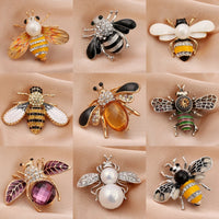 Women’s Fashion Pearl & Crystal Bee Brooch Pin – Trendy Personalized Jewelry Gift (Multiple Variants)
