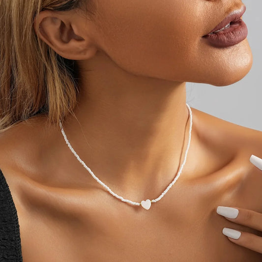 Handmade Natural Shell Heart Bead Necklace – Personalized Simple Fashion Jewelry