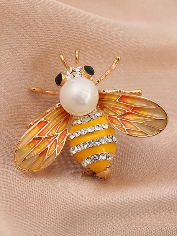 Women’s Fashion Pearl & Crystal Bee Brooch Pin – Trendy Personalized Jewelry Gift (Multiple Variants)