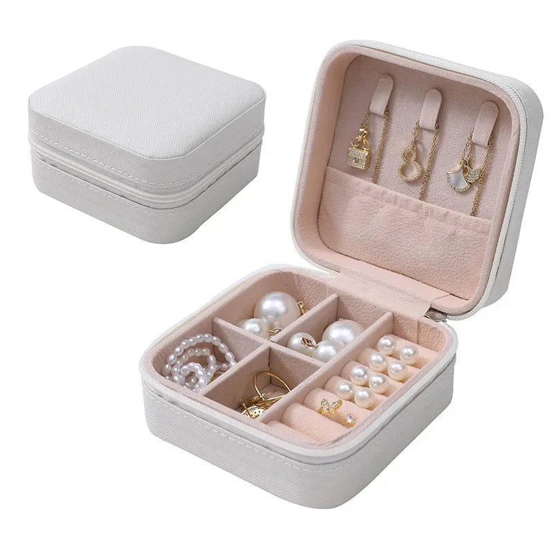 Simple Portable Jewelry Storage Box – Travel Organizer for Rings, Earrings & Necklaces (3 Colors)